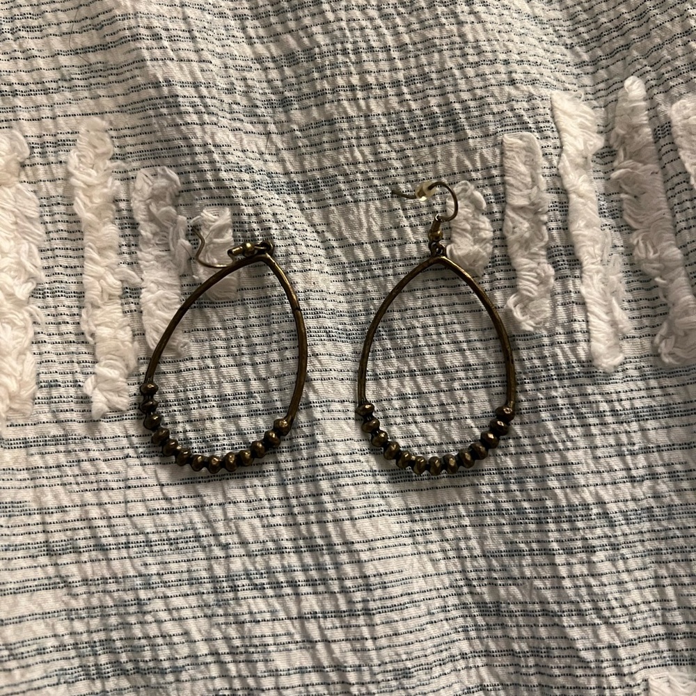 Elegant Bronze Teardrop Earrings